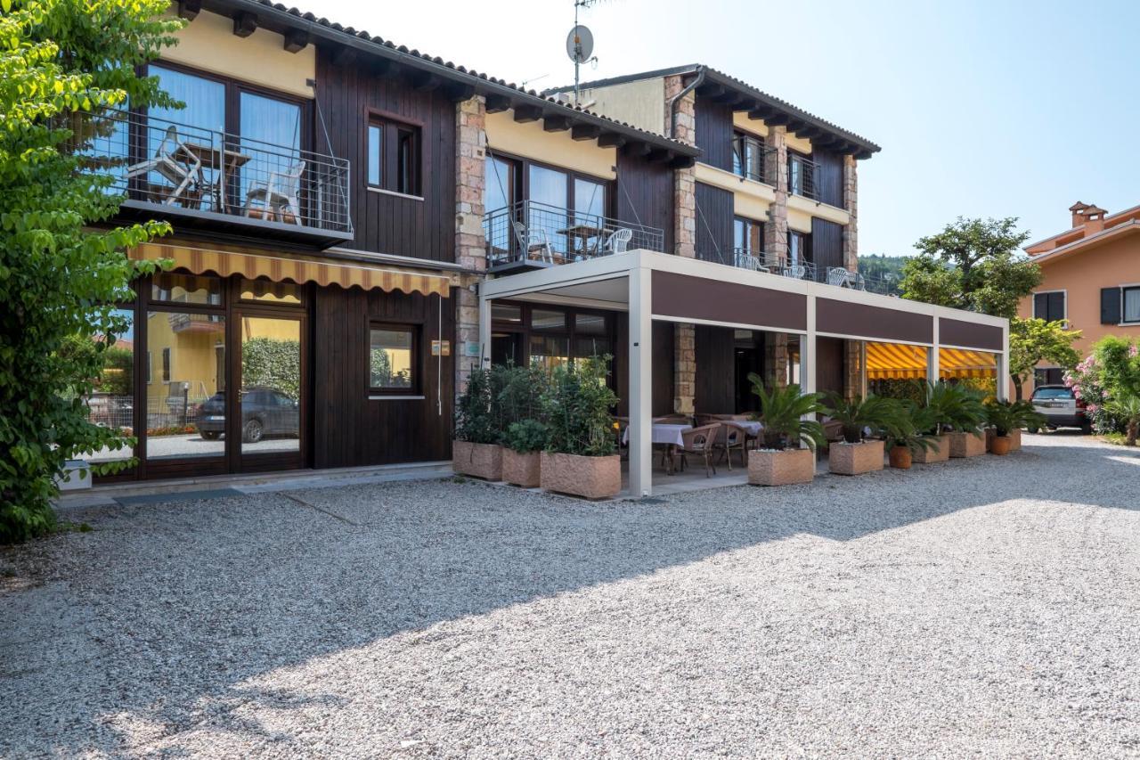 Garni Onda Hotel Torri Del Benaco Bagian luar foto