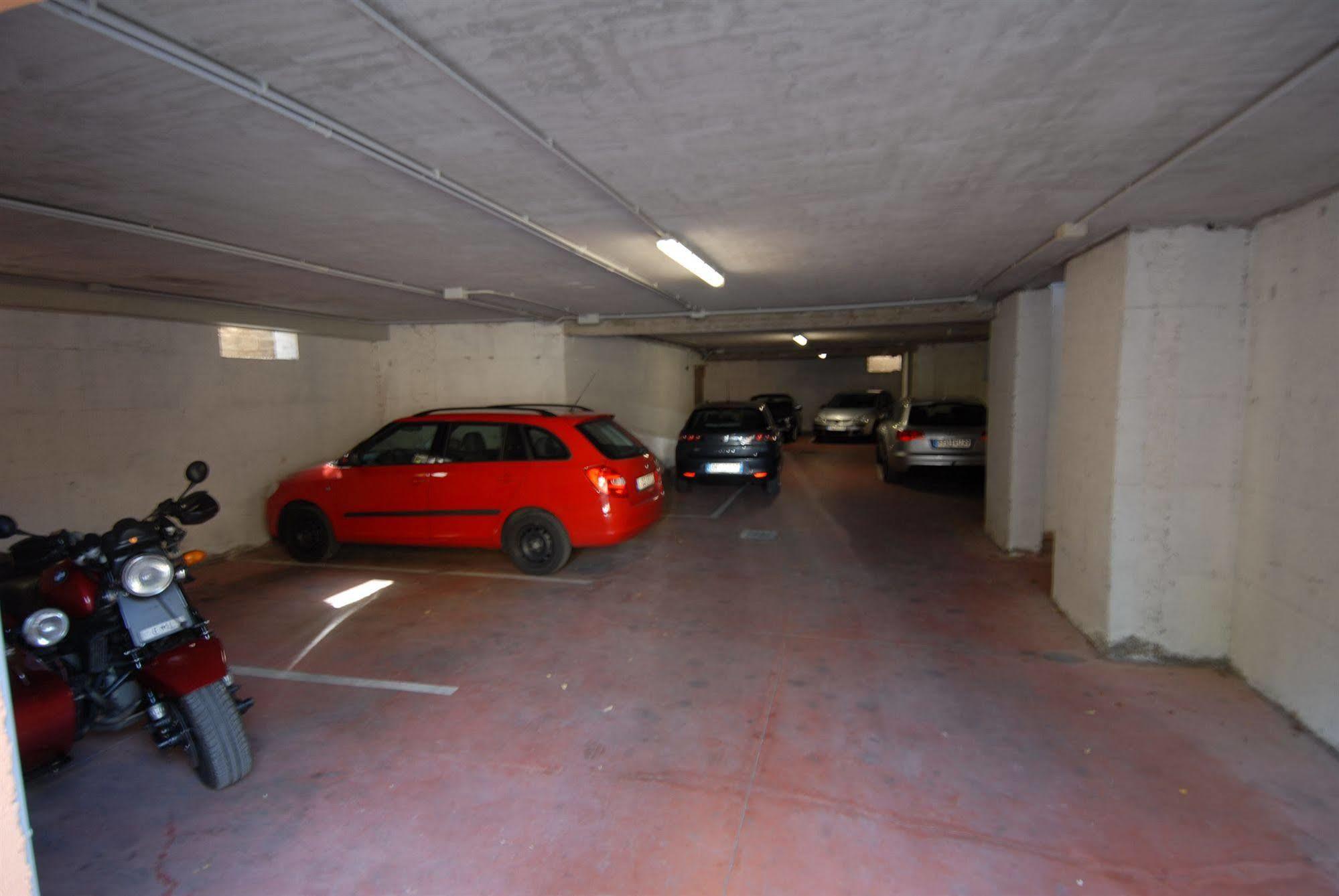 Garni Onda Hotel Torri Del Benaco Bagian luar foto